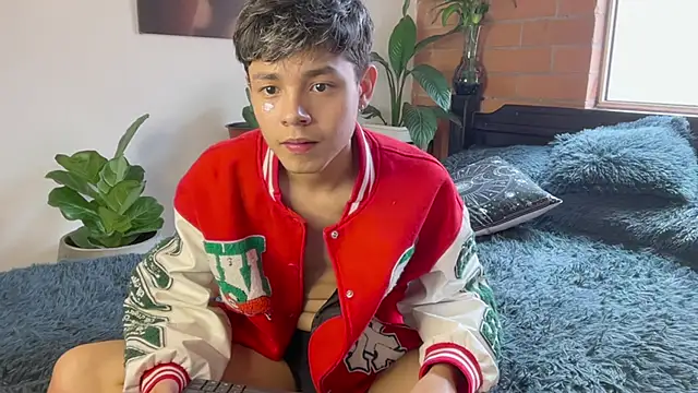 Andy_Belier23 webkamerás műsora