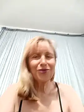 Sembang XXX Secara Langsung TrinaAdair