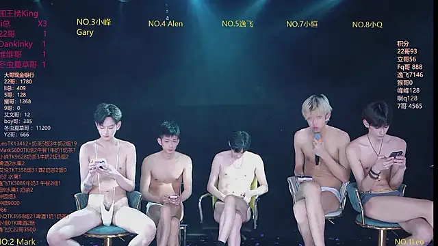 AAA-winnerのライブXXXチャット