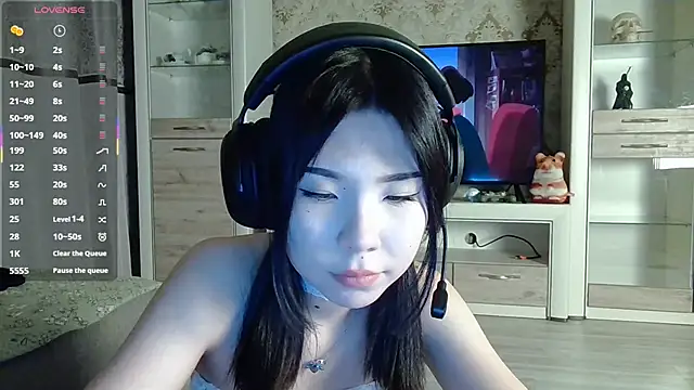 AprilOnilll Live XXX-chat