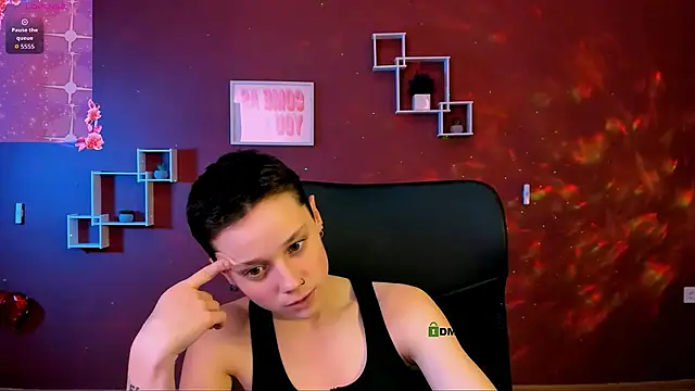 emi_fade 即時 XXX 聊天