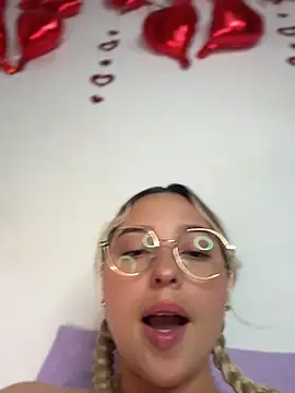 Irisweet_ 即時 XXX 聊天