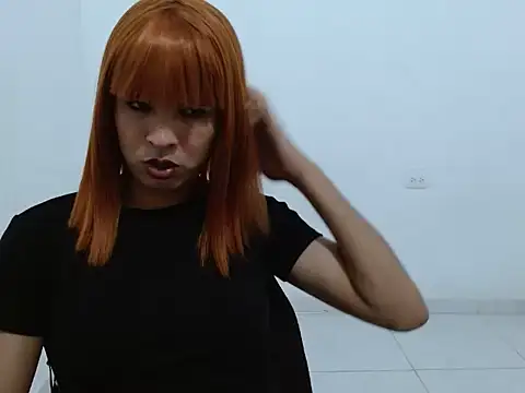 estefania224 Adlı Modelin Canlı XXX Sohbeti