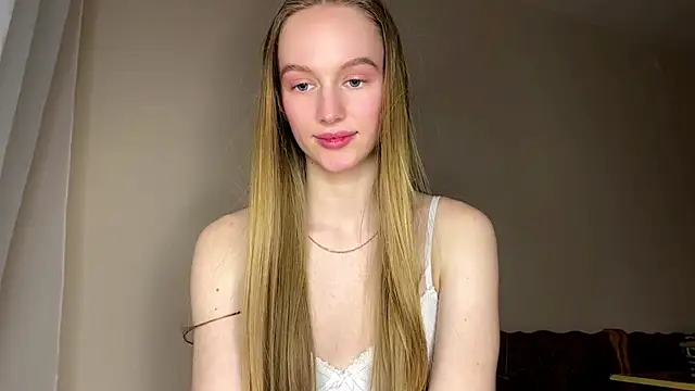 Viktoria_Vibesn Webbikameraesitys