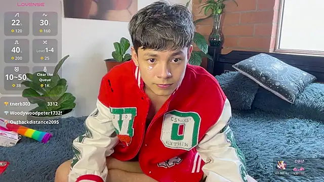 Chat +18 de Andy_Belier23 ao vivo