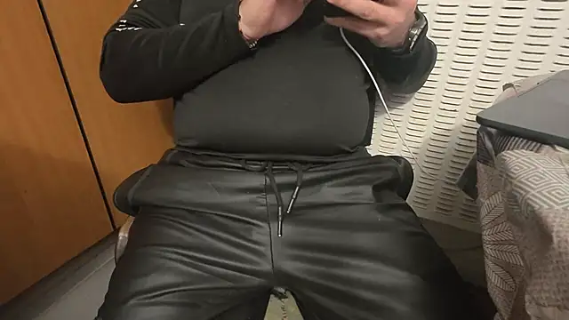 TARKAN1's Live XXX Chat