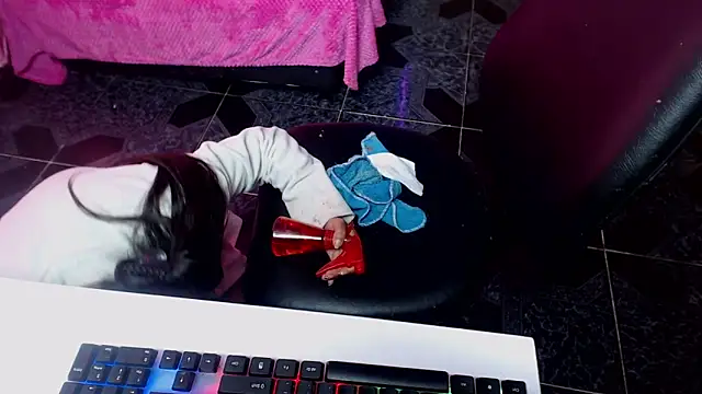 alaia_blue Chat XXX in diretta