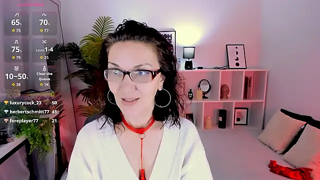 Irene_Marlow: απευθείας συνομιλία ΧΧΧ