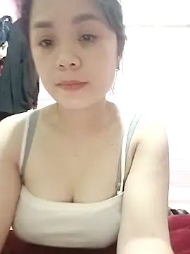 Liora-123 – Naživo XXX chat