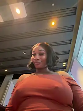 ___Nessa Pertunjukan Webcam