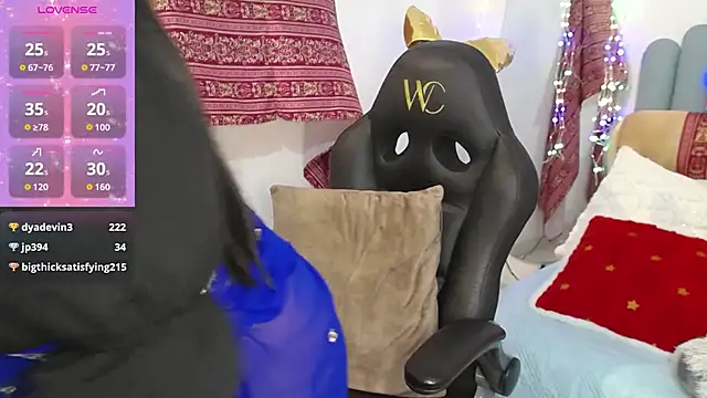 lakshmiraniii Show Webcam