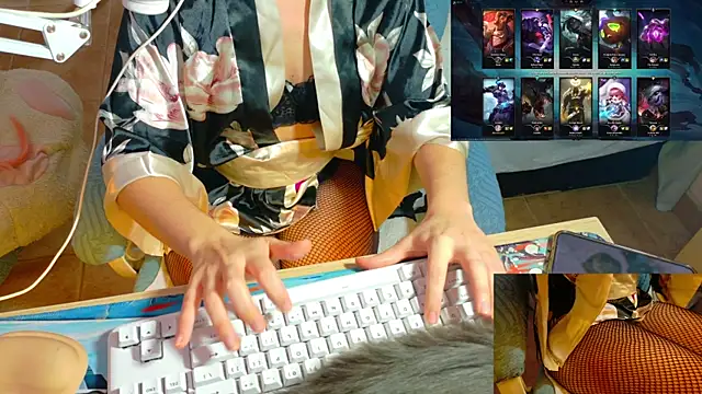 minakitsume Chat XXX in diretta