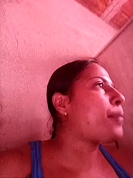 Chatroom XXX en direct de Giselabrunette25