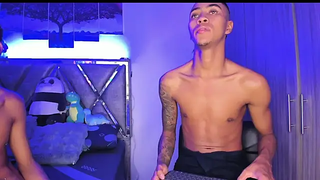 Show modela Lagosanthos na web-kameri