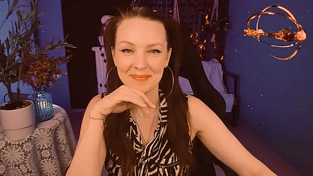 دردشة VandaRossi الجنسية المباشرة