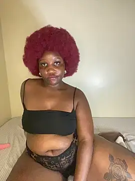 Chatroom XXX en direct de hotshie666-cum