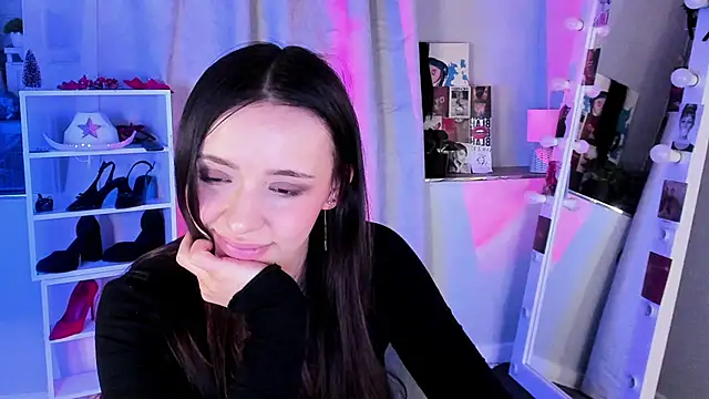 Sahara_Shields Live XXX-chat