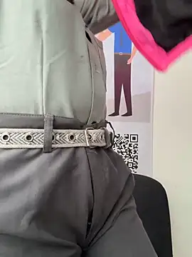 Ariana-07 webkamerás műsora