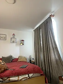 Ezzio_Scolaro élő XXX-chatje