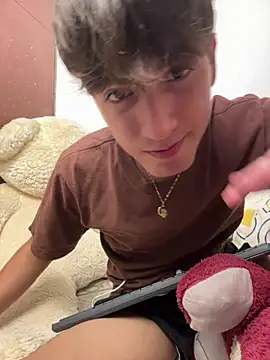 Naim_TheKing – Live XXX-chat