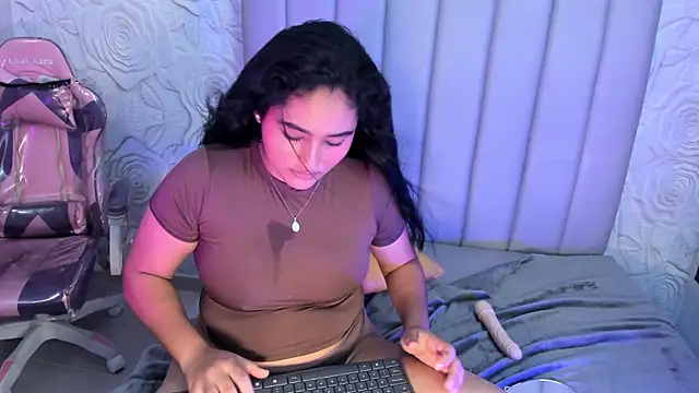 Lya_dubois_ Live XXX-chat