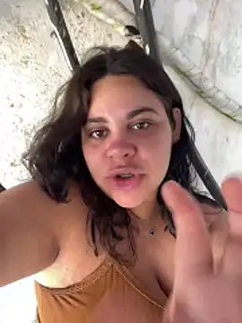 Adriputinha webcam show