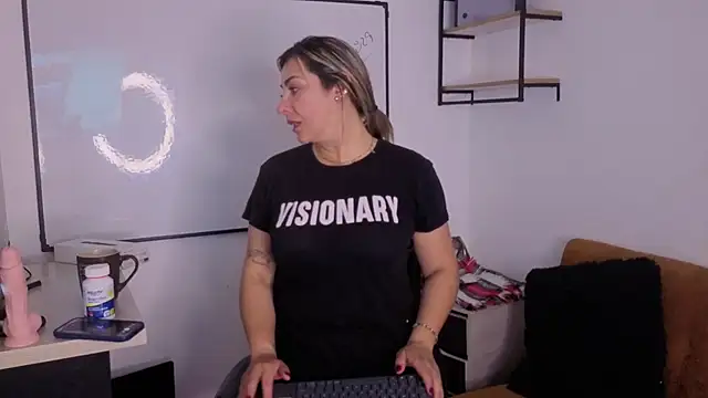 Isabella_lt Chat XXX in diretta