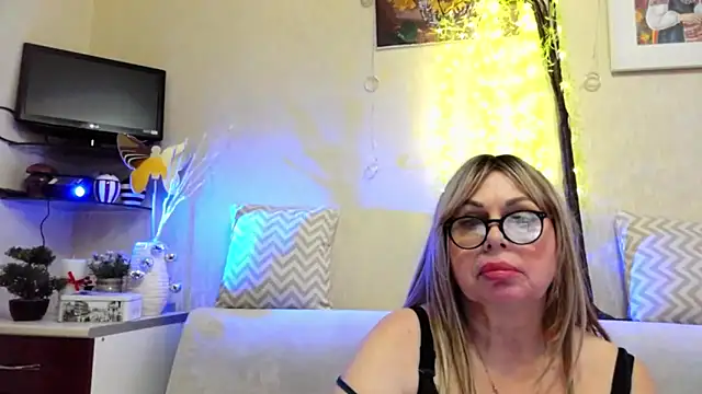 Chatroom XXX en direct de SusieNoreen