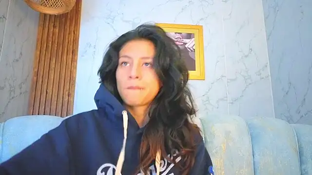 Chatroom XXX en direct de serabella_s