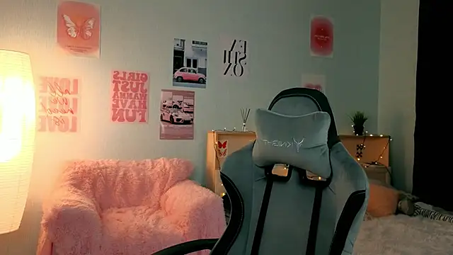 dinnerwithflowersn Live XXX chat