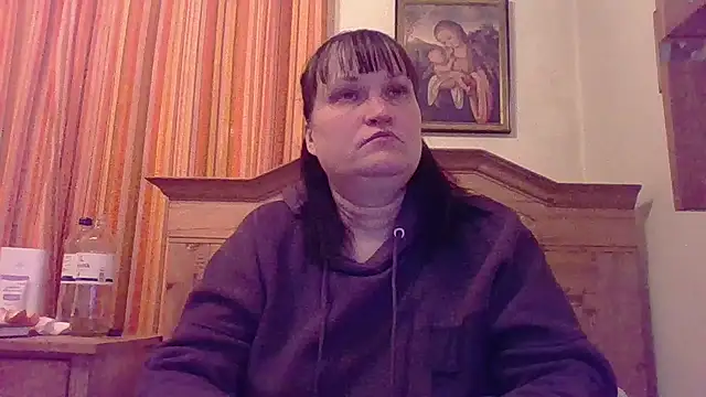 _squirty_cum_lady_: διαδικτυακό σόου στην κάμερα