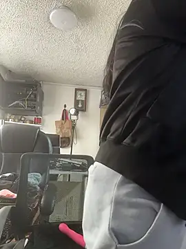 SALOME_KORLAND Adlı Modelin Canlı XXX Sohbeti