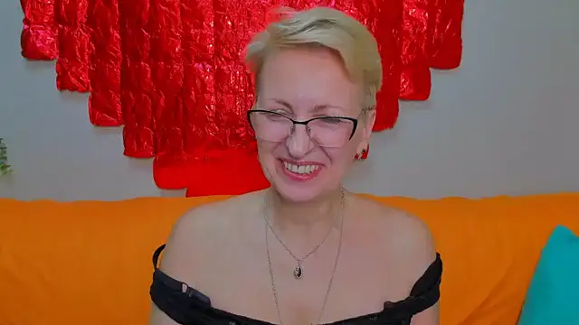 دردشة iamyourdream89 الجنسية المباشرة