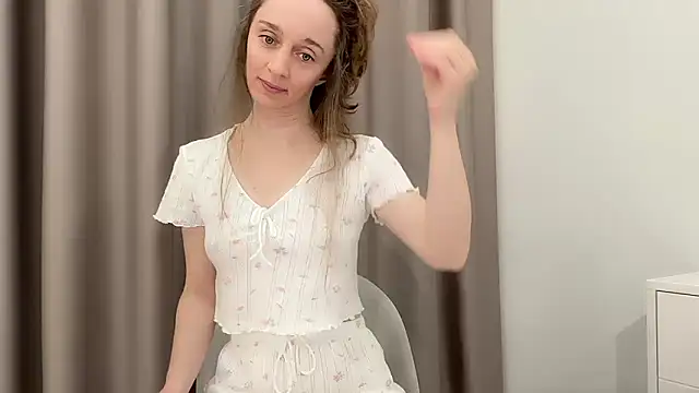 ShySchoolGirl লাইভ XXX চ্যাট