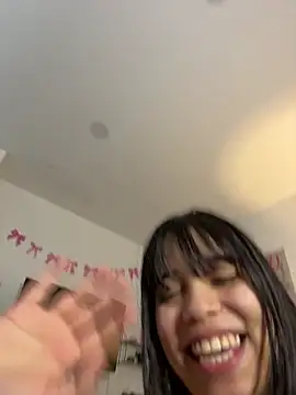 XXX chat uživo modela tati_reyess