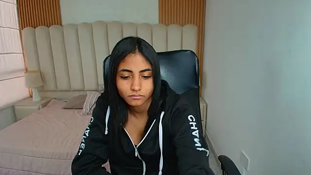XXX chat uživo modela shaneelle
