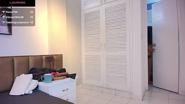 Онлайн чат XXX AlessandraLeroy