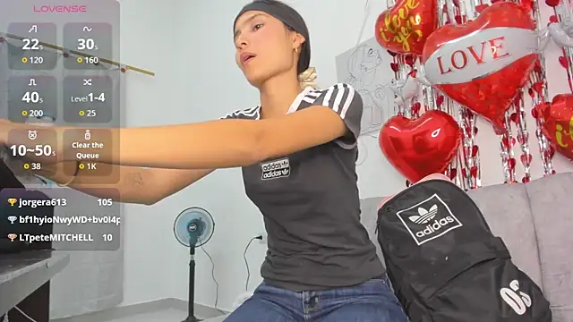 Онлайн чат XXX velvetluna_