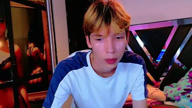 Liam_Green1: онлайн-секс-чат