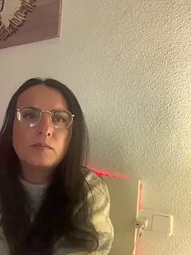 دردشة Chic_desire الجنسية المباشرة