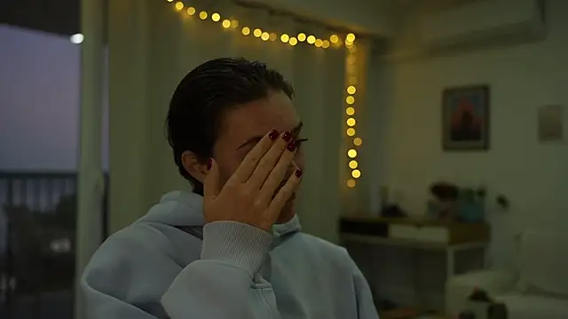 XXX chat uživo modela Your_Badass_