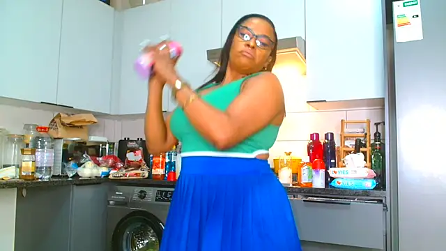 Lalakin900 现场XXX聊天