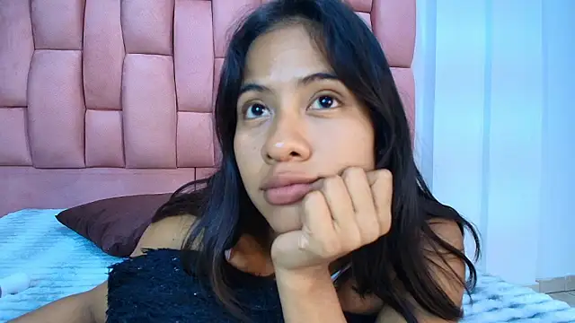 JuliKim_ Live XXX Chat