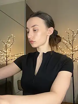 Polli_Kiss Adlı Modelin Web Kamerası Şovu