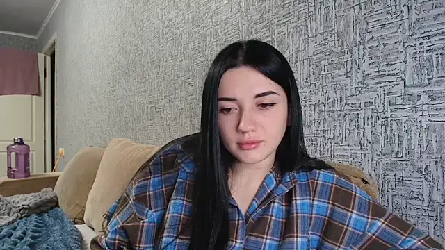 Liana_diva élő XXX-chatje