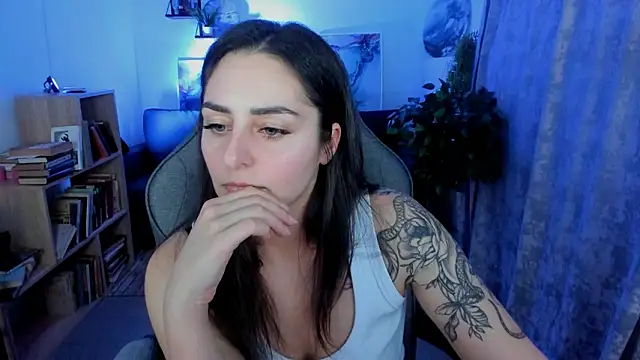 Chat +18 de ValeriiMills ao vivo