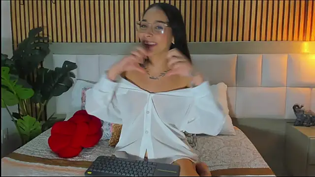 Roseaurora 라이브 XXX 채팅