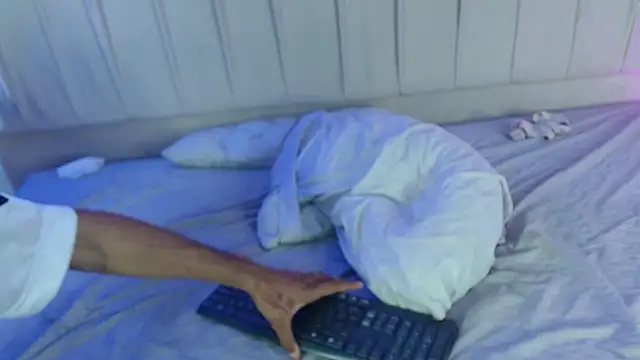 hot_people1: διαδικτυακό σόου στην κάμερα