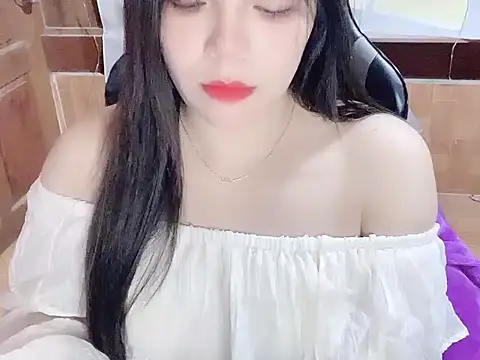 XXX chat uživo modela Subita_nice