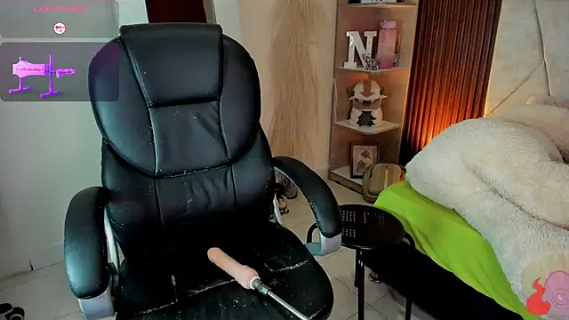 Chat +18 de AMARA_BRUNET ao vivo